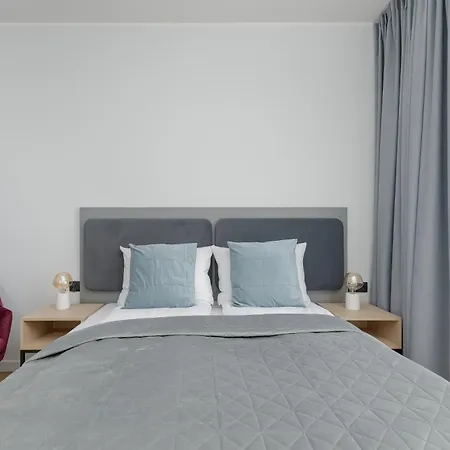 Modern In The Centre Of By Renters * פוזנן