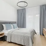 아파트 Modern In The Centre Of By Renters *