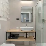 Modern In The Centre Of By Renters 아파트 포즈난