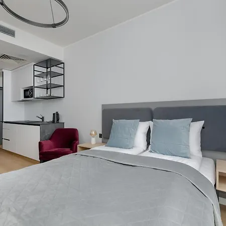 아파트 Modern In The Centre Of By Renters 포즈난