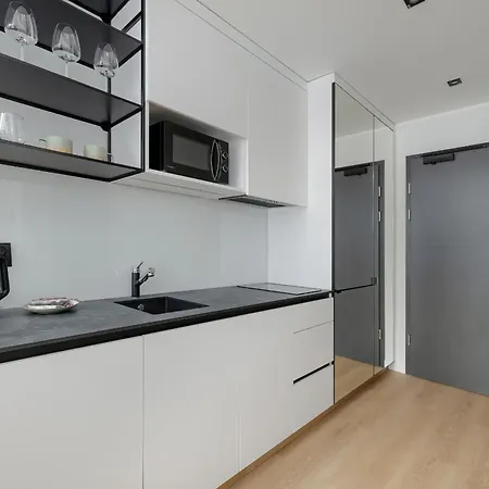 아파트 Modern In The Centre Of By Renters 포즈난